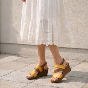 Contesa by Italian Shoemakers Leather Comfort Wedge Sandals 8 Made in Italy